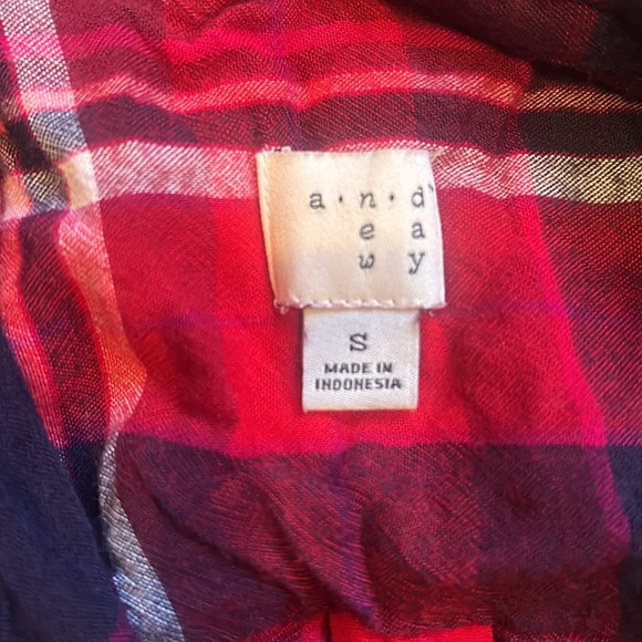 Flannel - Picture 3 of 4